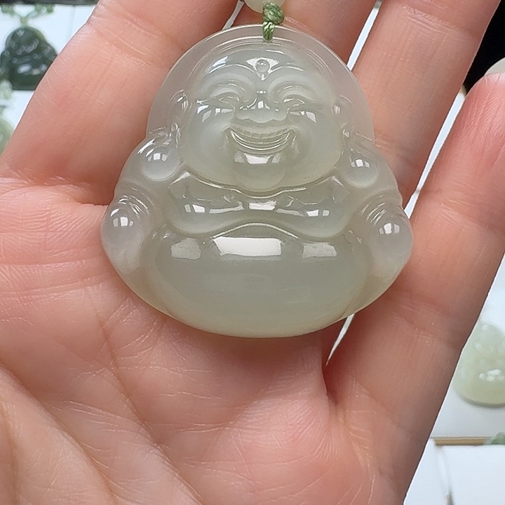 ****丫和田玉未镶嵌颈饰