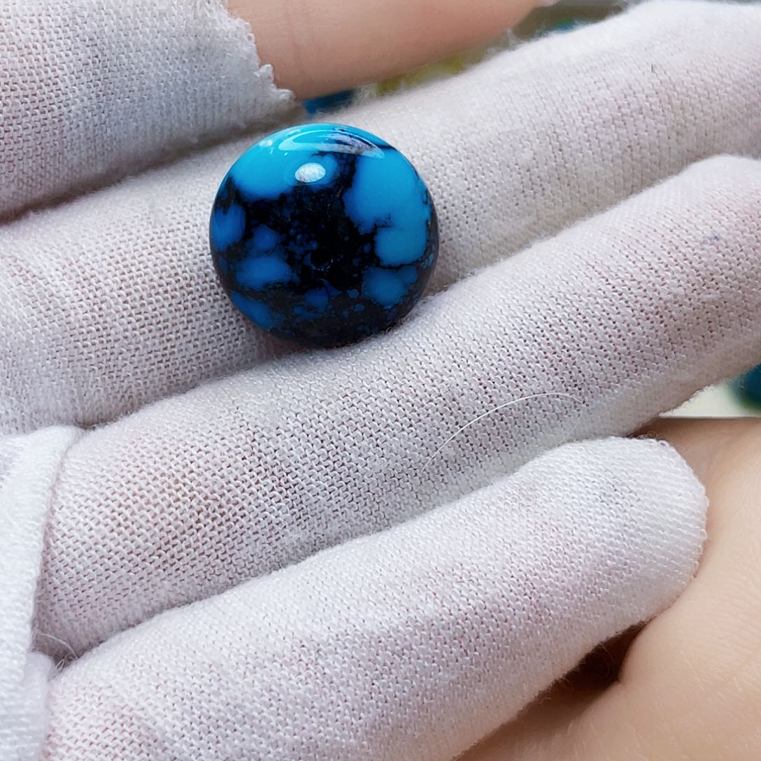 绿松石未镶嵌饰品