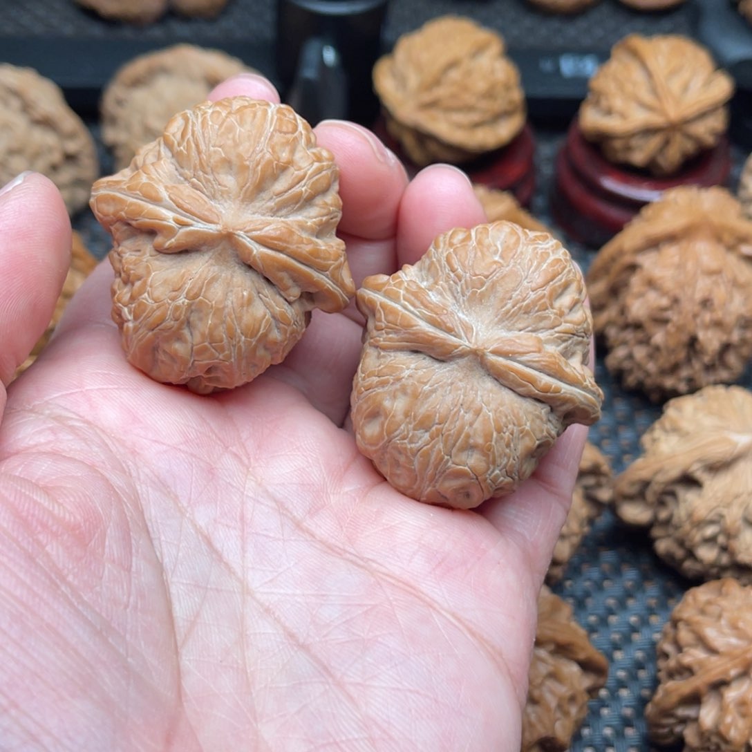 文玩核桃吊坠平谷元宝42尺