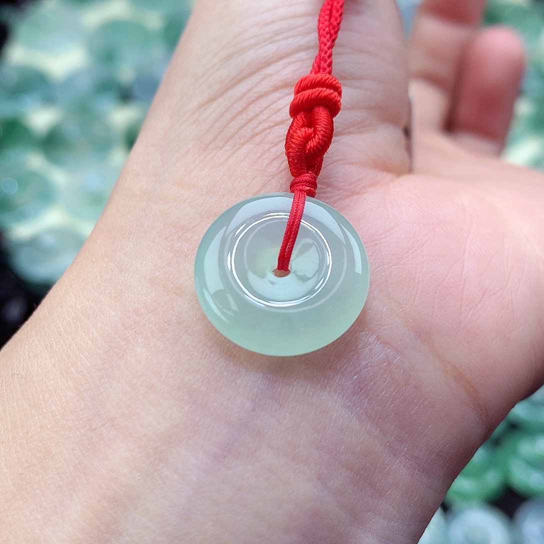 翡翠颈饰未镶嵌编号3。尺寸17-5.4