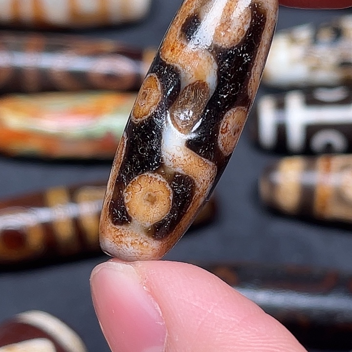 白玉菩提吊坠天珠