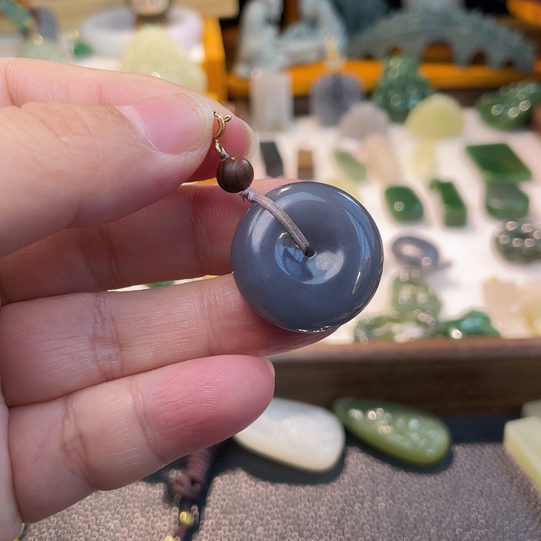 A***️和田玉未镶嵌颈饰