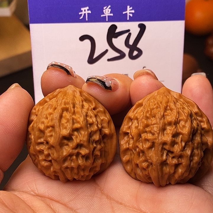 桃核吊坠金牛35无刀痕s