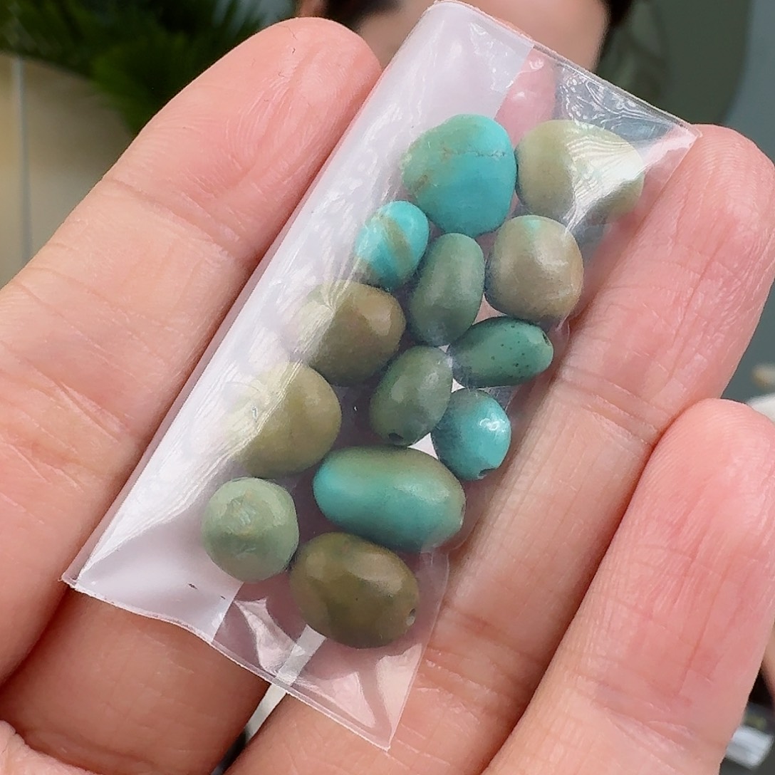 绿松石珠宝奇石未镶嵌