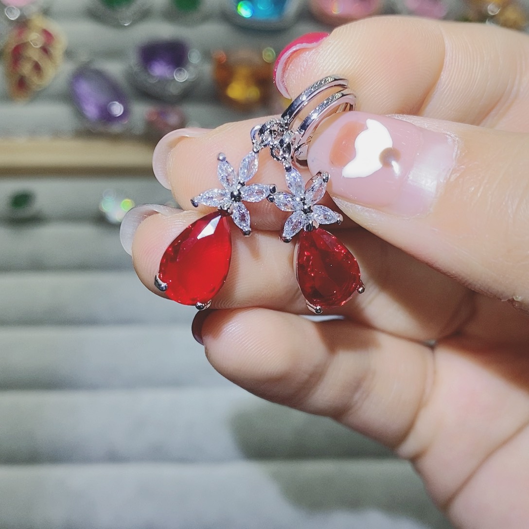 【闪购商品】托帕石耳饰银S925镶嵌