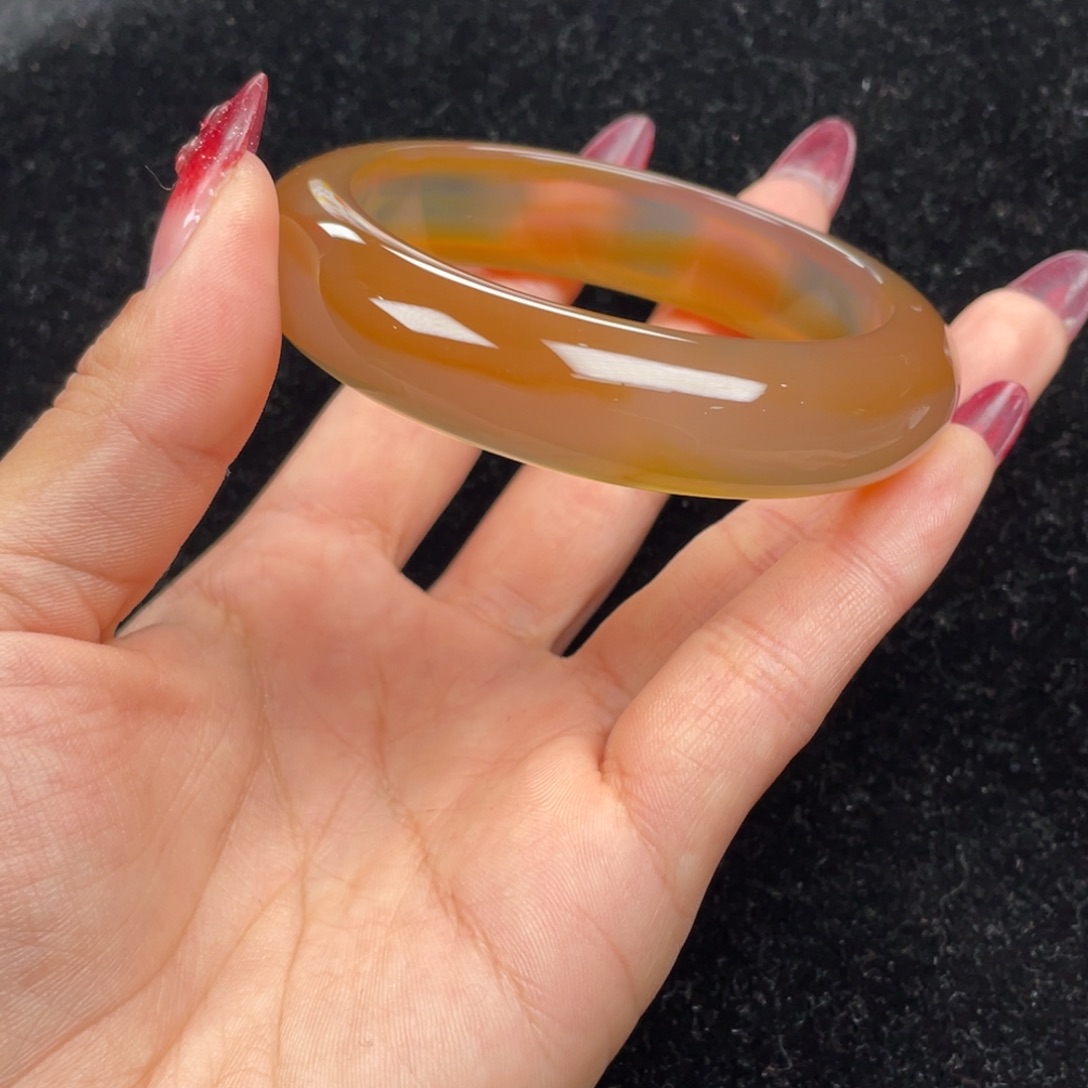 玛瑙/玉髓手镯未镶嵌