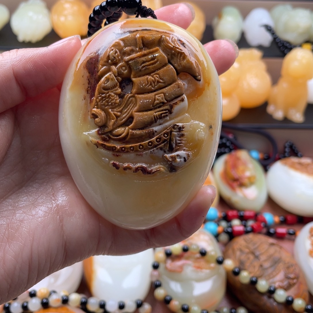 极***速石材天然古青石手把件