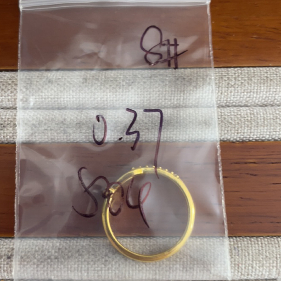 克重0.37 8号 马蹄6D戒指 足金999