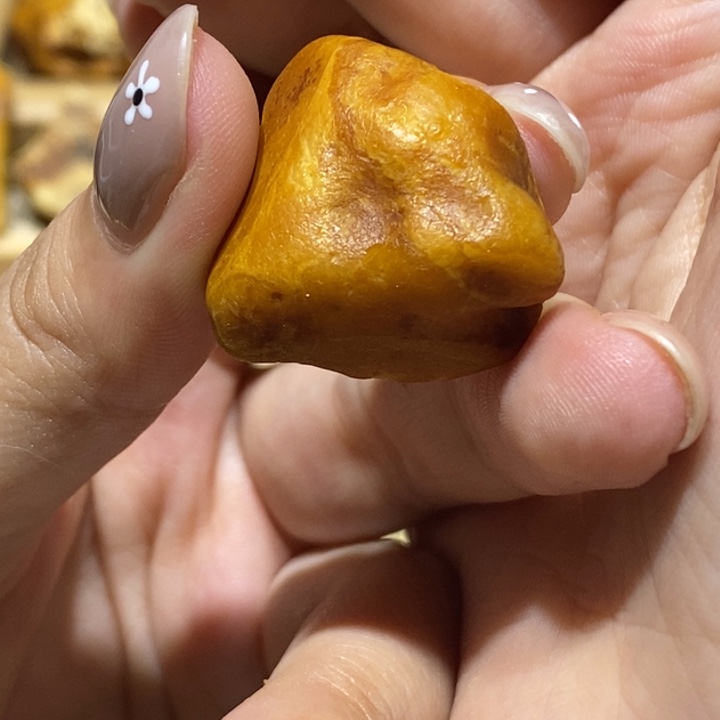 南***游定制琥珀蜜蜡原石5.3