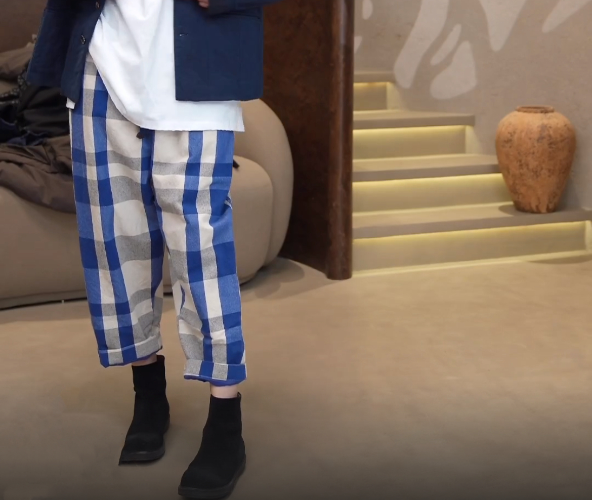 Li Wang/里望2024设计师款淄蓝趣味 格纹相拼接羊毛加棉休闲裤