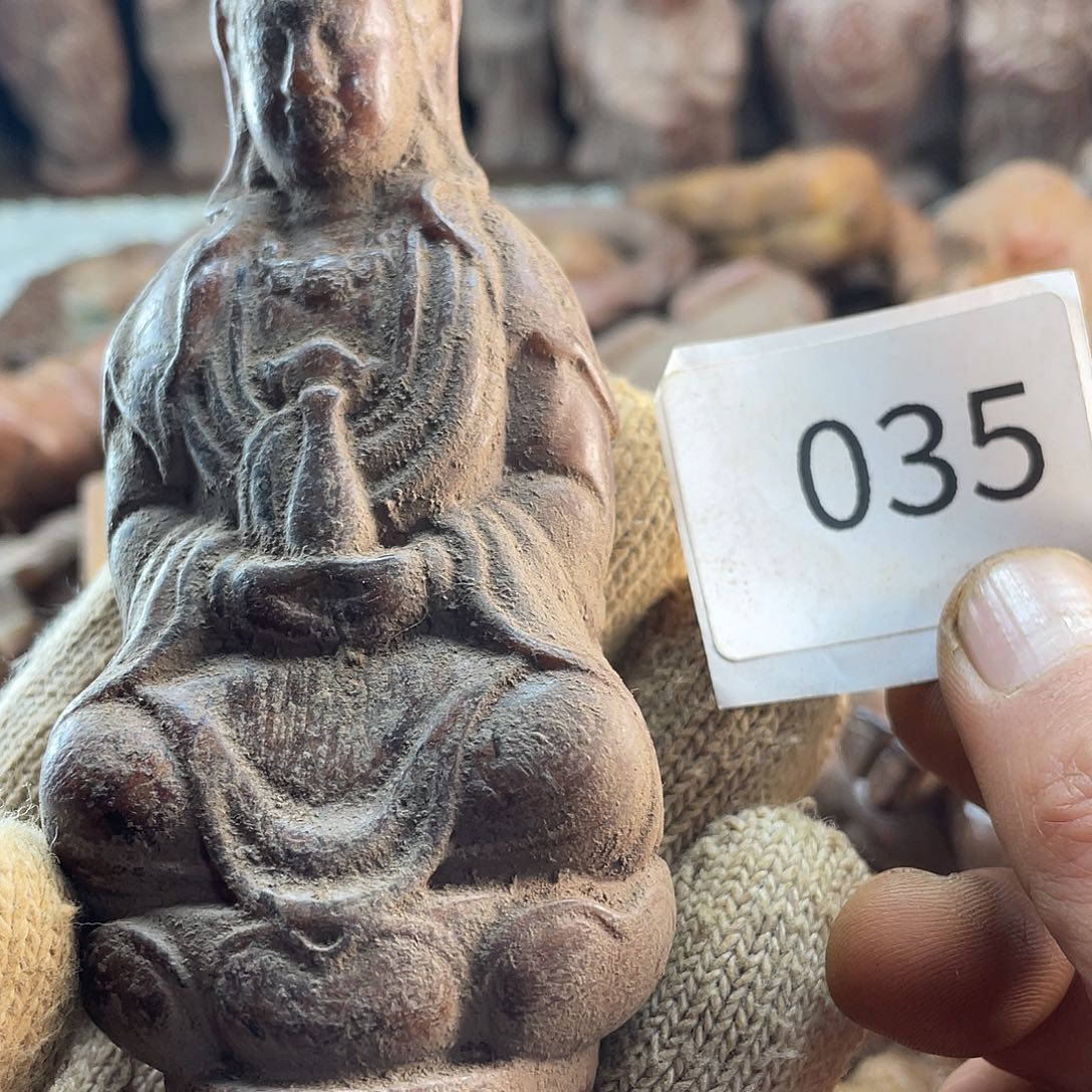 和田玉（糖玉）未镶嵌挂件