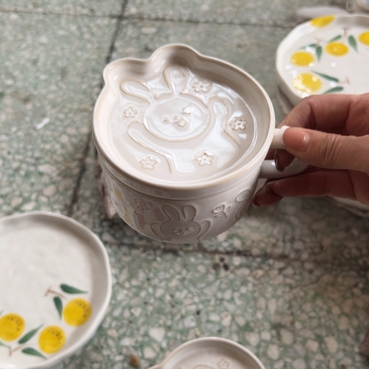 瓷片全部瑕疵商品兔子