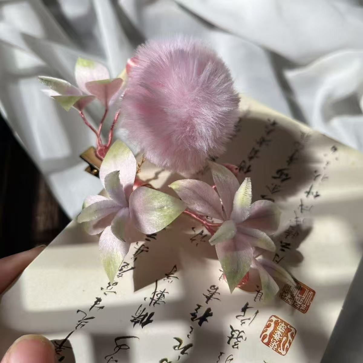 萌丫丫|原创非遗绒花女复古宫廷民族风边夹发夹配饰精风饰品经典