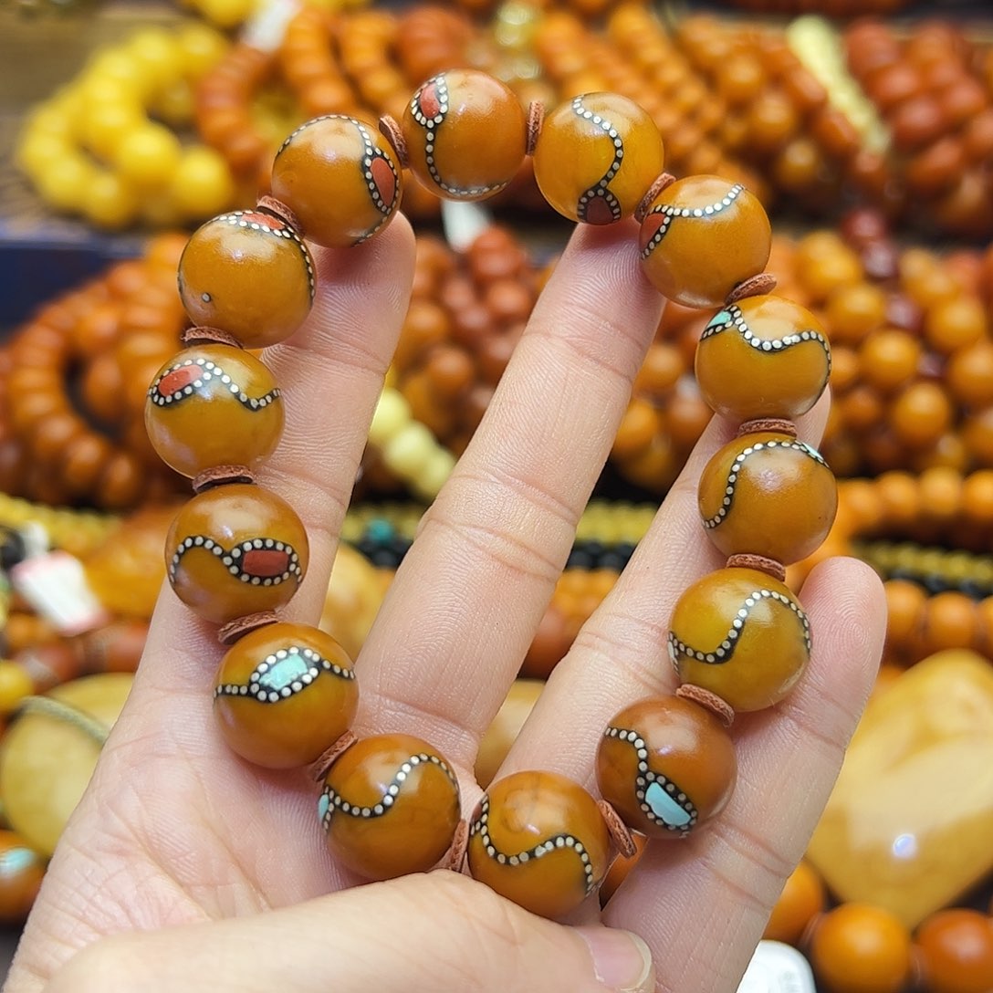 琥珀未镶嵌珠宝奇石