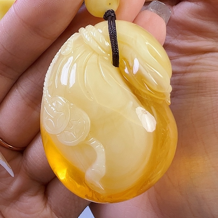 蜜蜡颈饰未镶嵌蜜蜡