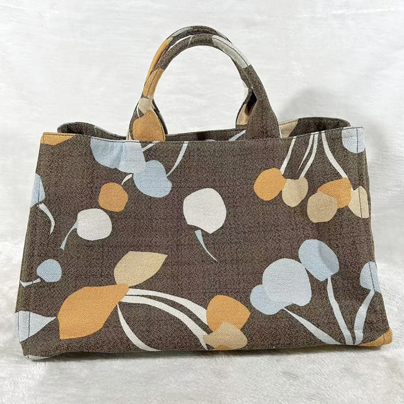 95新 Prada/普拉达 花卉手提包G24020077尺寸41*27