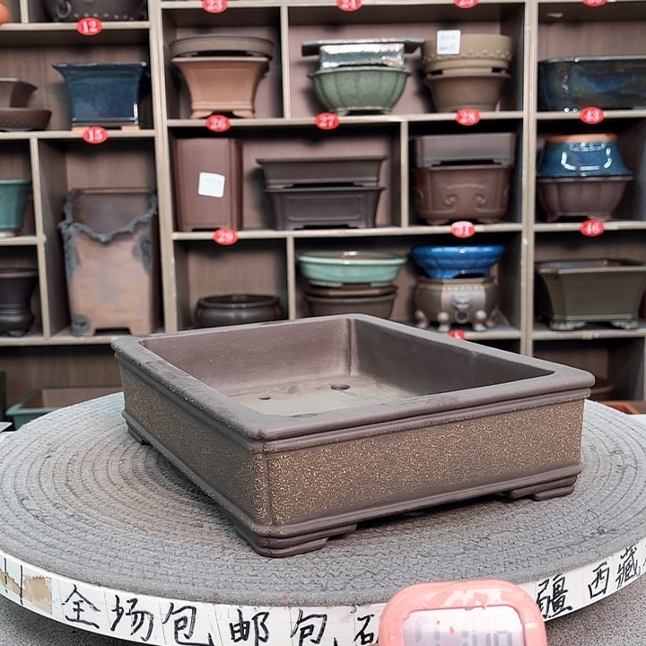 紫砂花盆七****3紫砂的颜色很好看呀