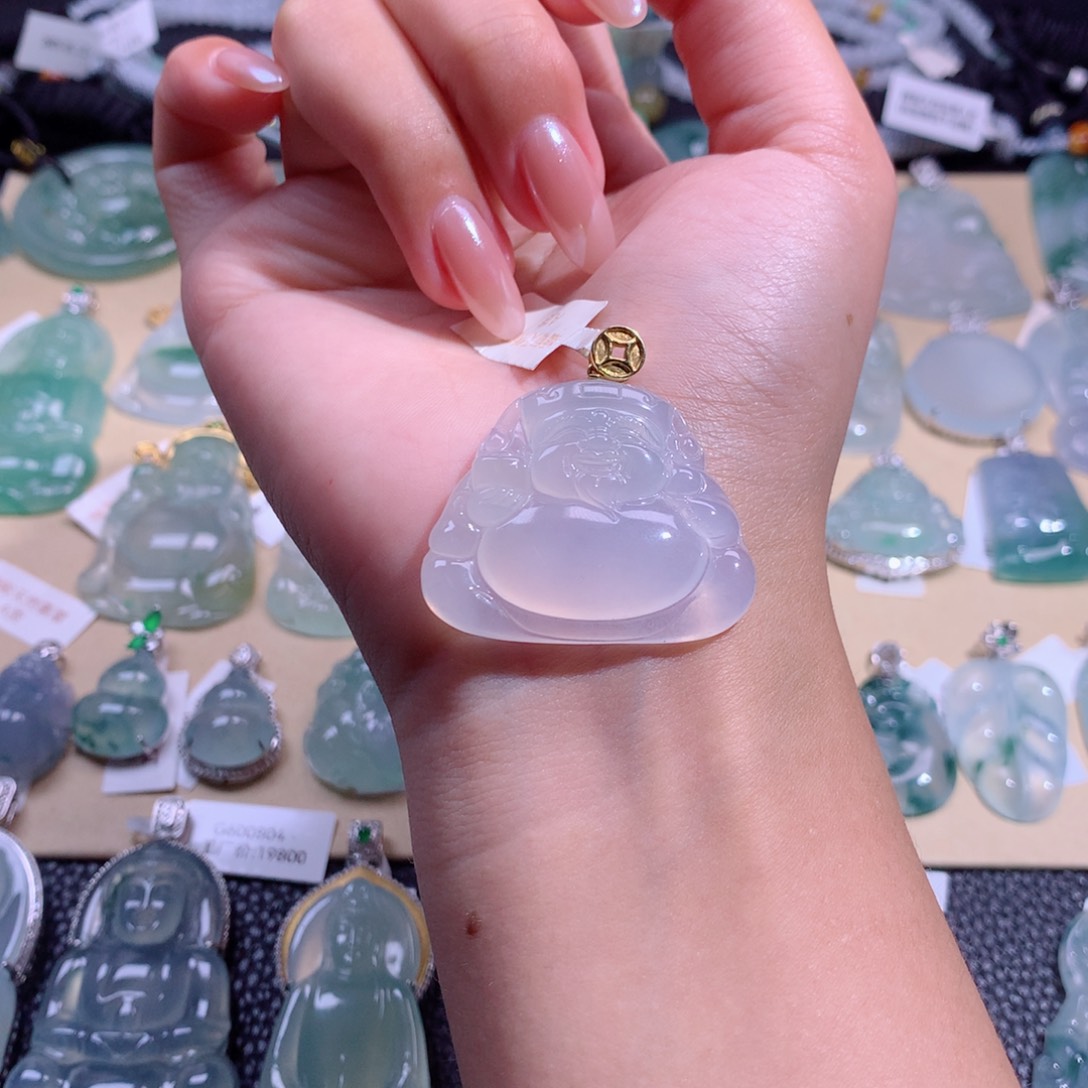 翡翠吊坠(不含链)18K金镶嵌