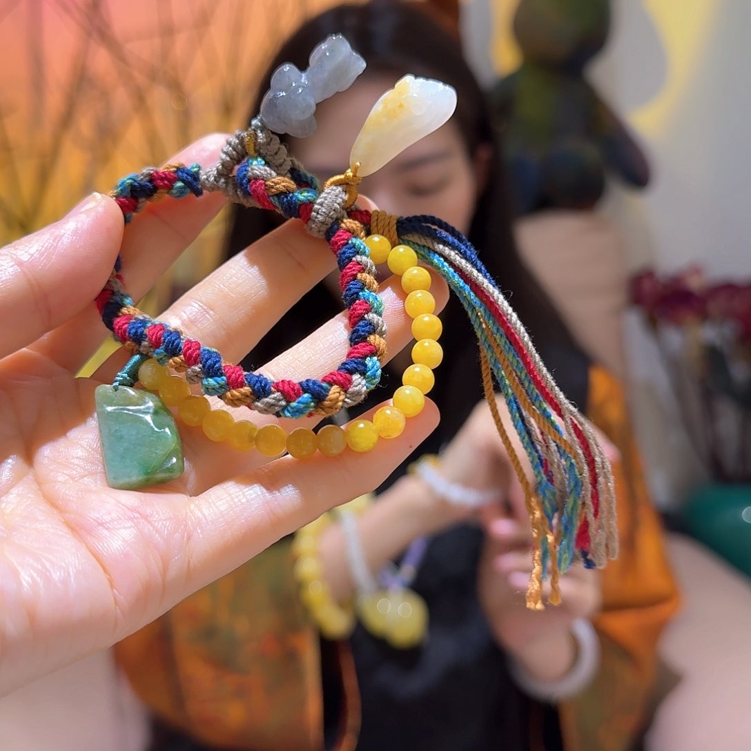 翡翠手链未镶嵌未镶嵌