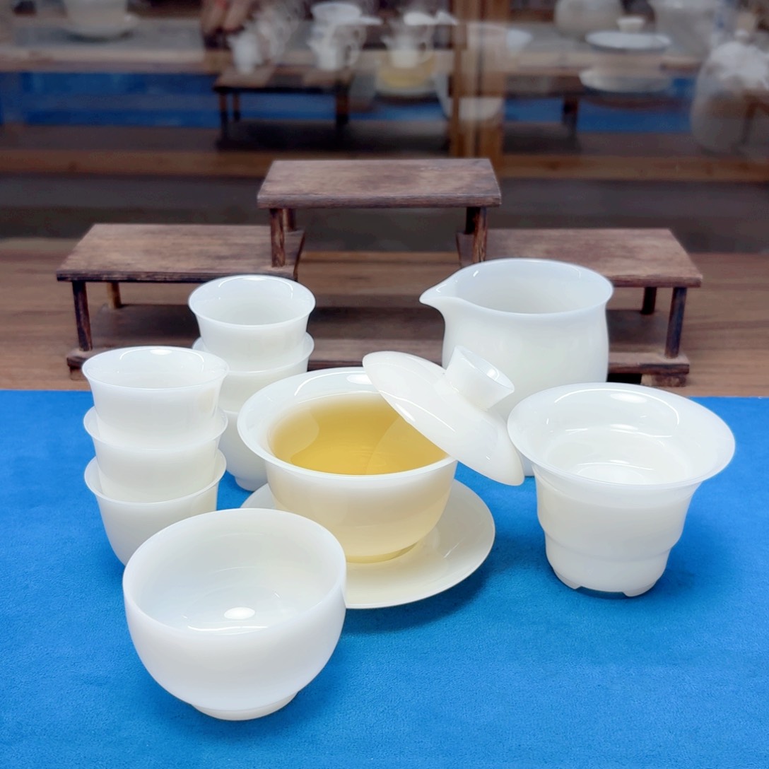 璞玉冰种玉瓷茶具工厂