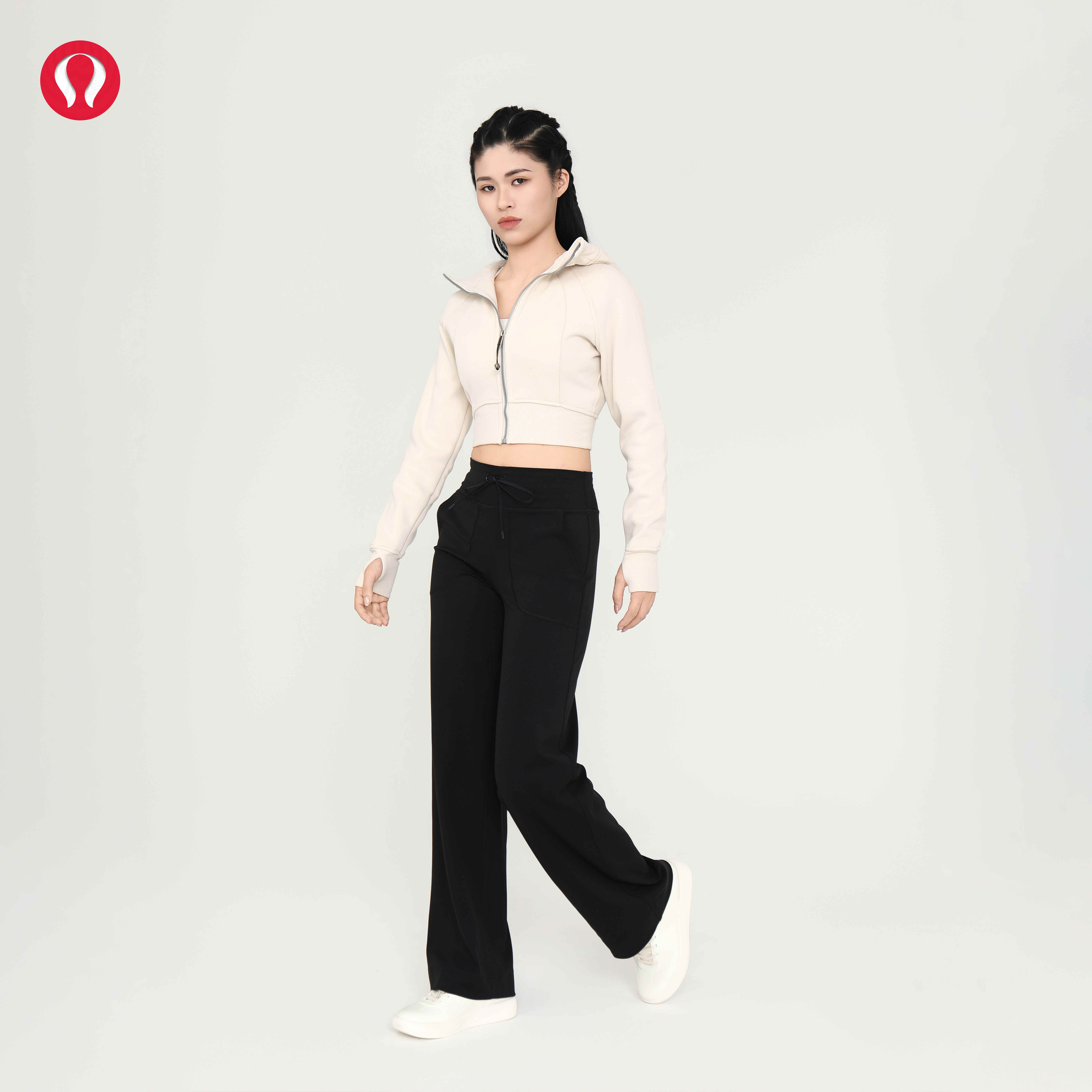 lulu露露首领秋冬连帽加绒休闲运动跑步外套女短款修身拉链卫衣