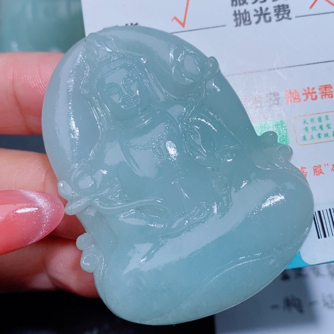 定制翡翠吊坠未镶嵌