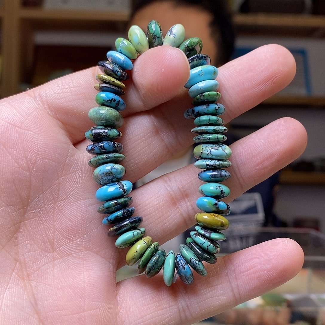 开***可绿松石未镶嵌手串