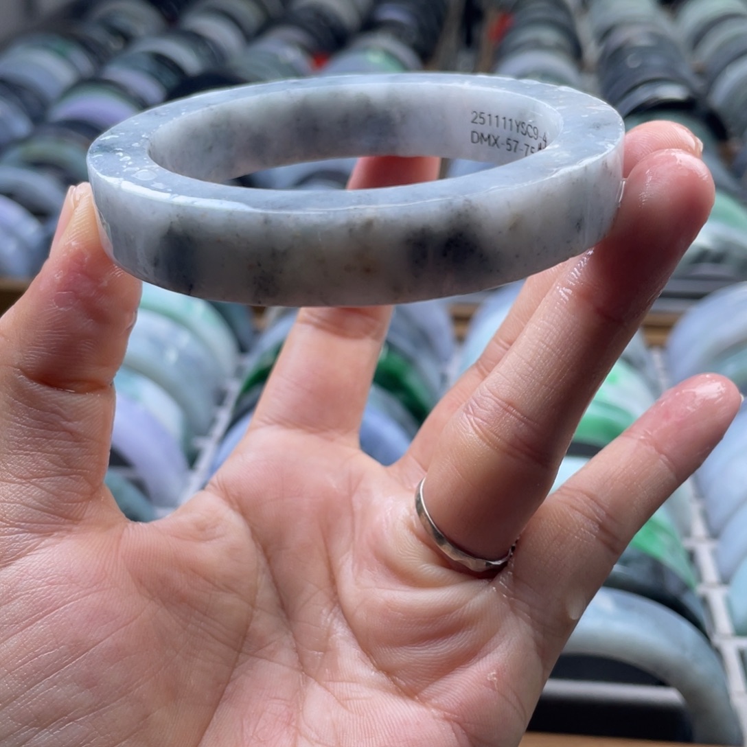 定制翡翠未镶嵌纯天然翡翠手镯定制57/59 细糯化乌鸡