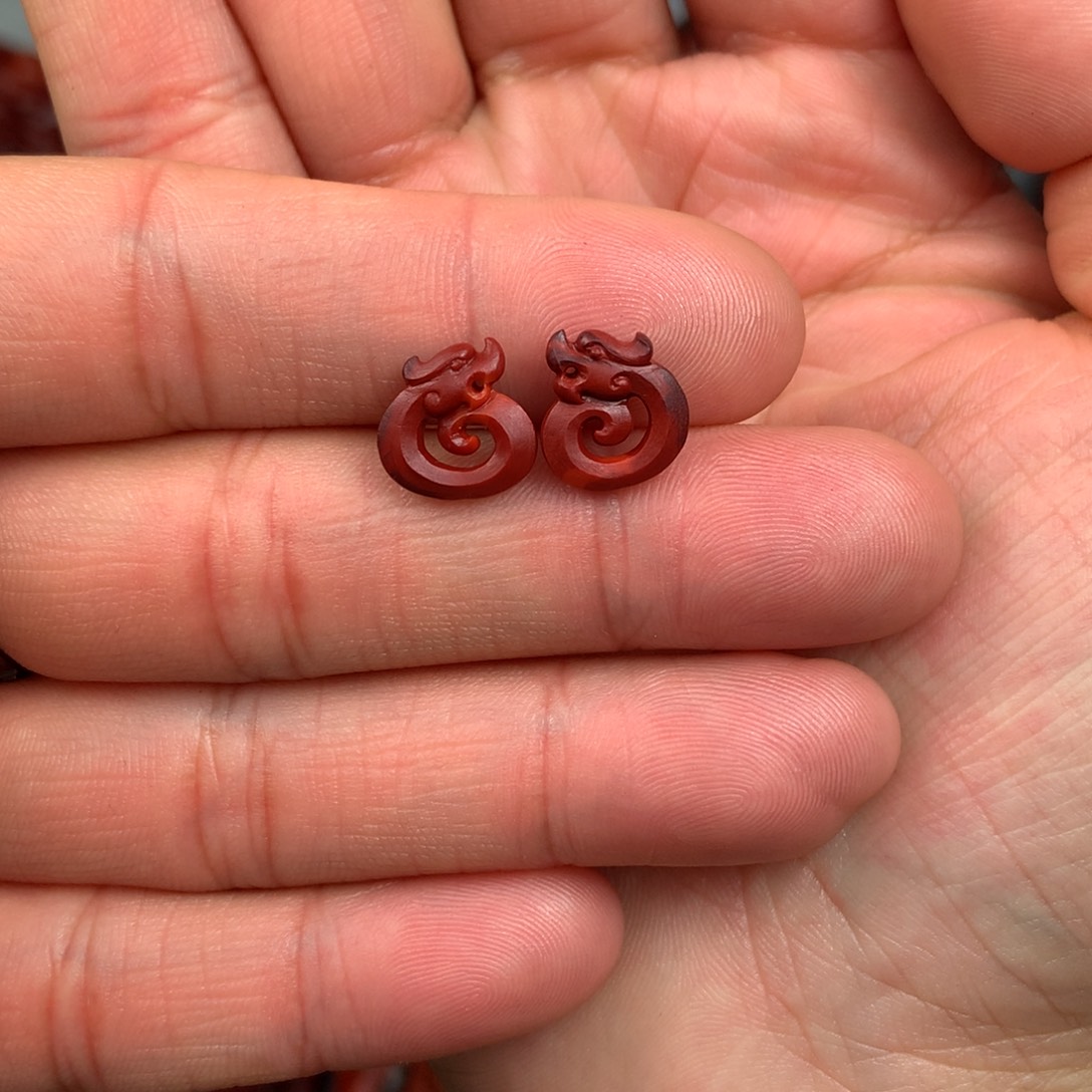 定制南红玛瑙包浆仿古龙