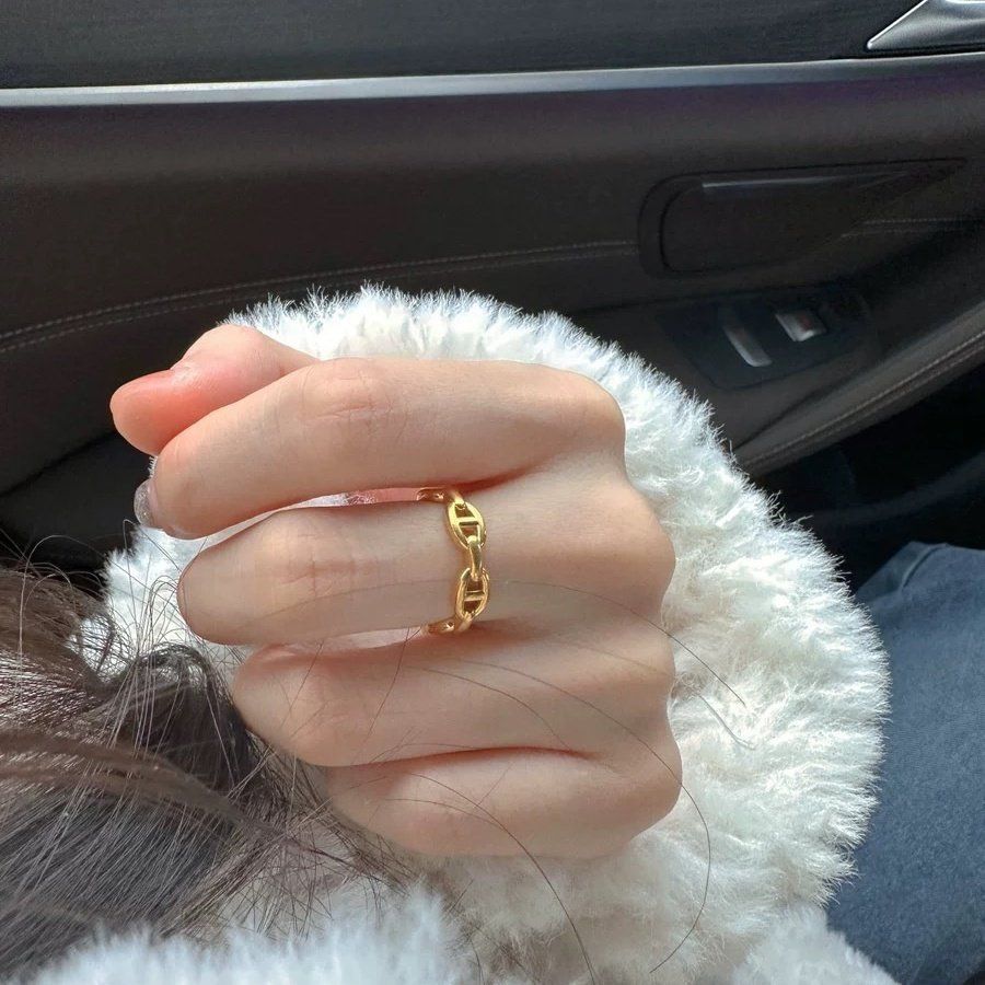 钛钢戒指 猪鼻子戒指网红时尚男女款情侣个性简约小众b