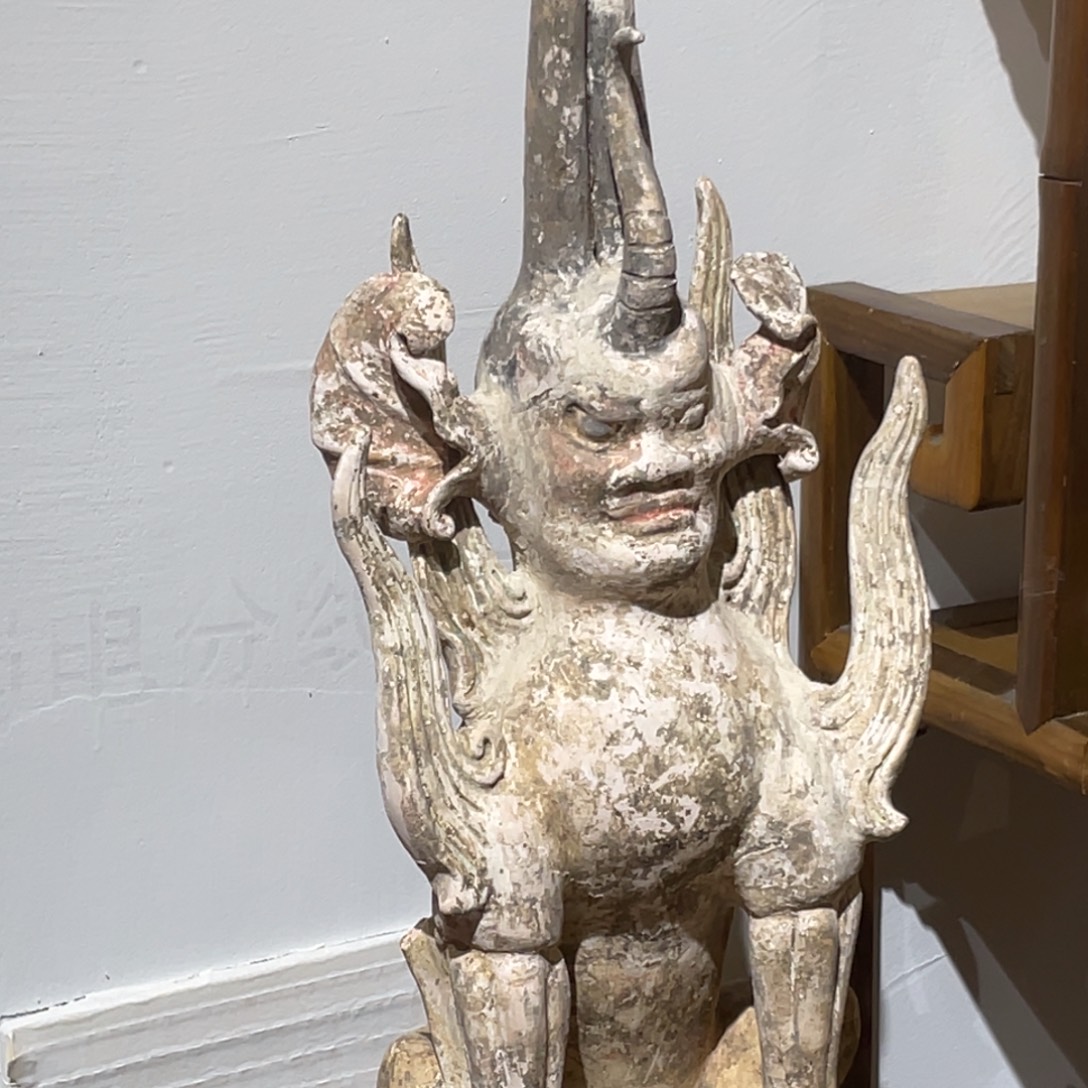 福***德泥塑唐白陶彩绘镇墓兽