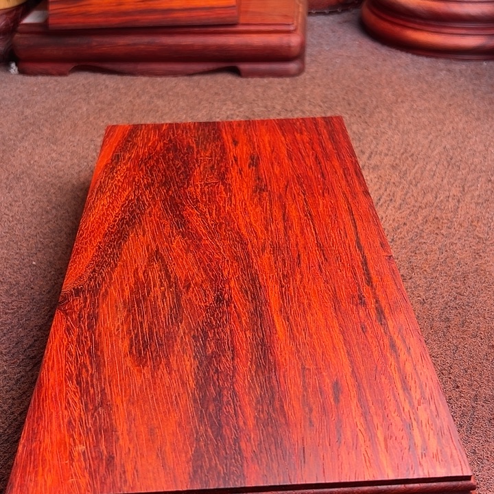 同***品非洲紫檀（红花梨）