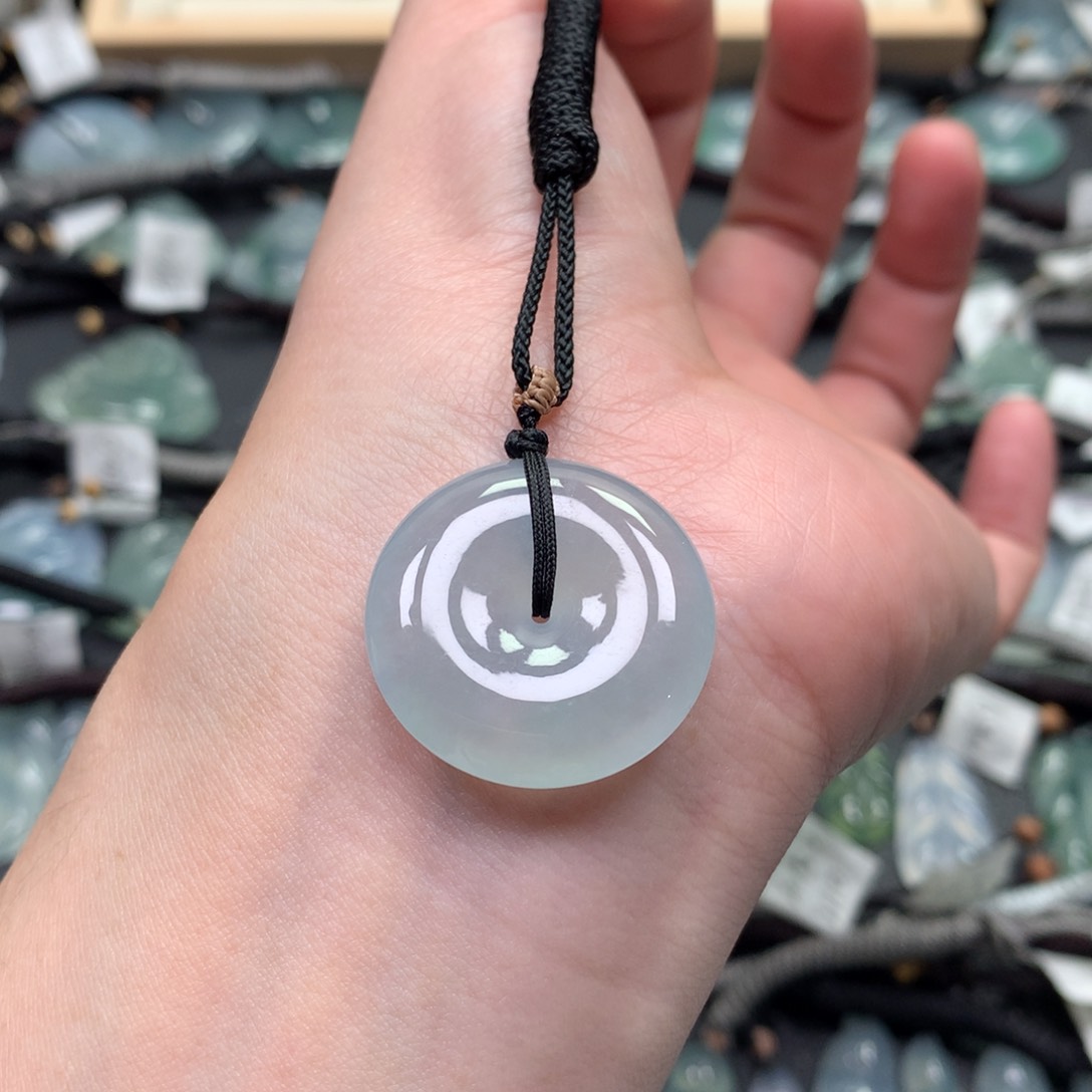 翡翠颈饰未镶嵌00000000000