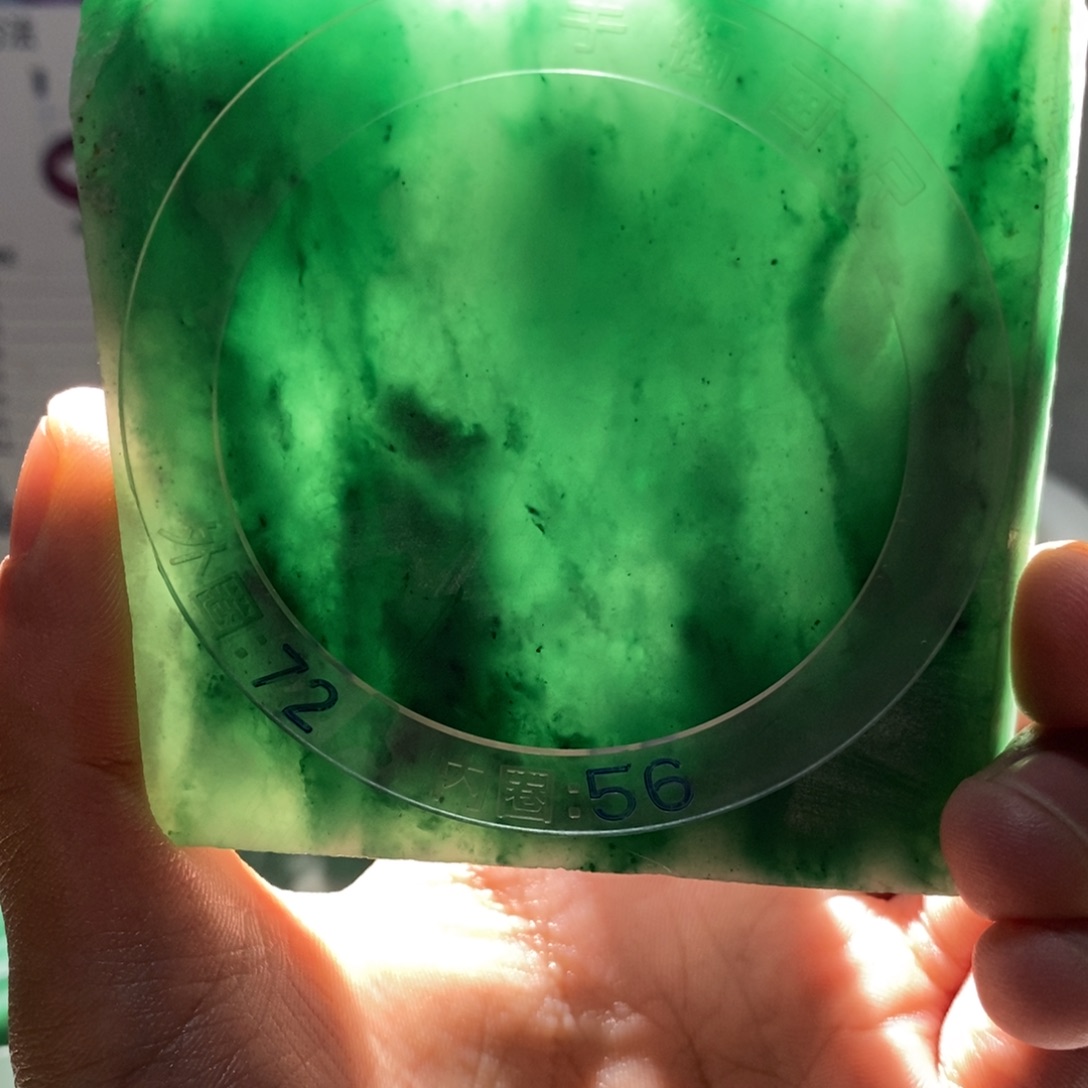 璟***定制石英质玉（非洲翠）