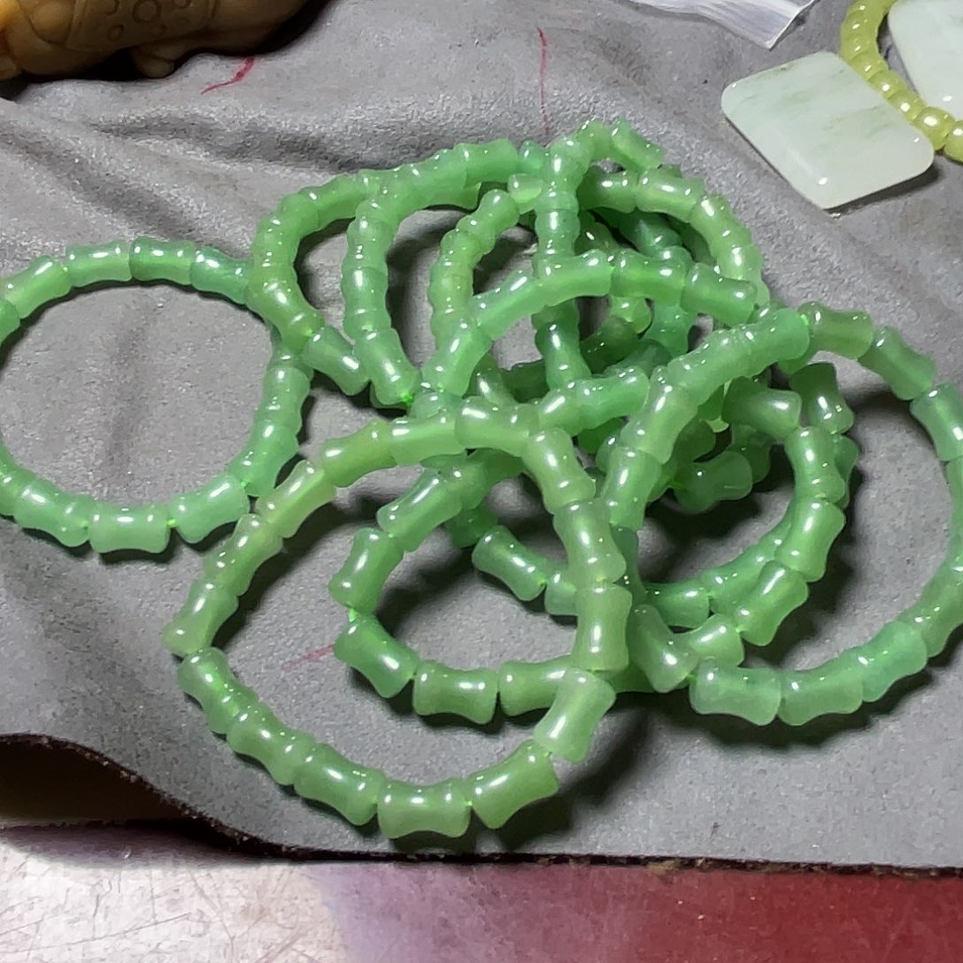 石英质玉手链未镶嵌