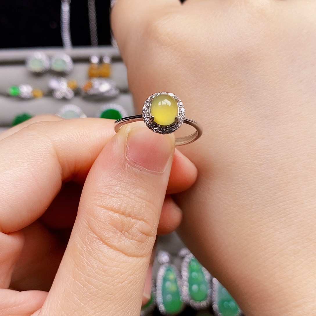 翡翠戒指银S925镶嵌蛋面