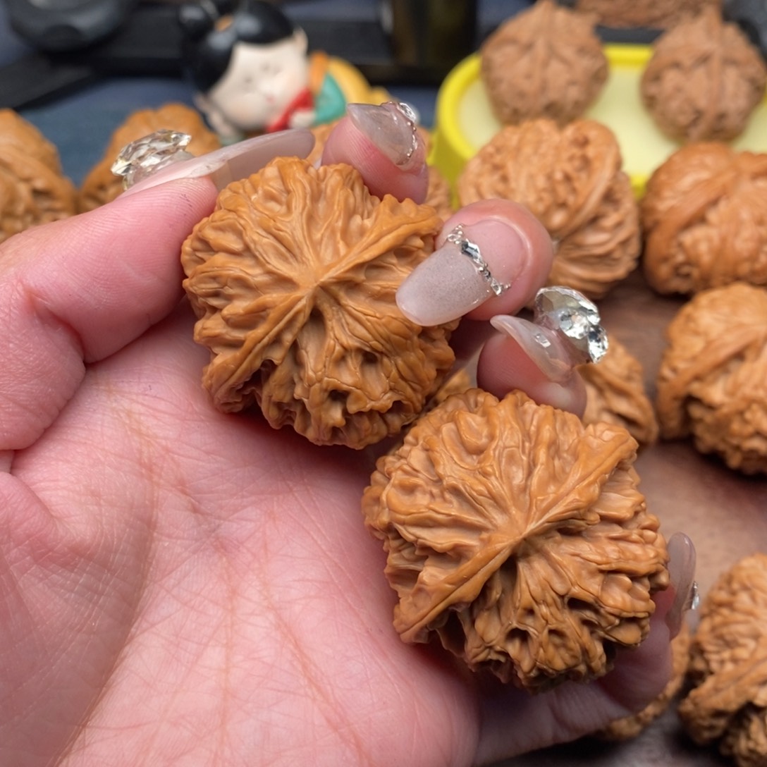 文玩核桃把件包****花全品苹果40