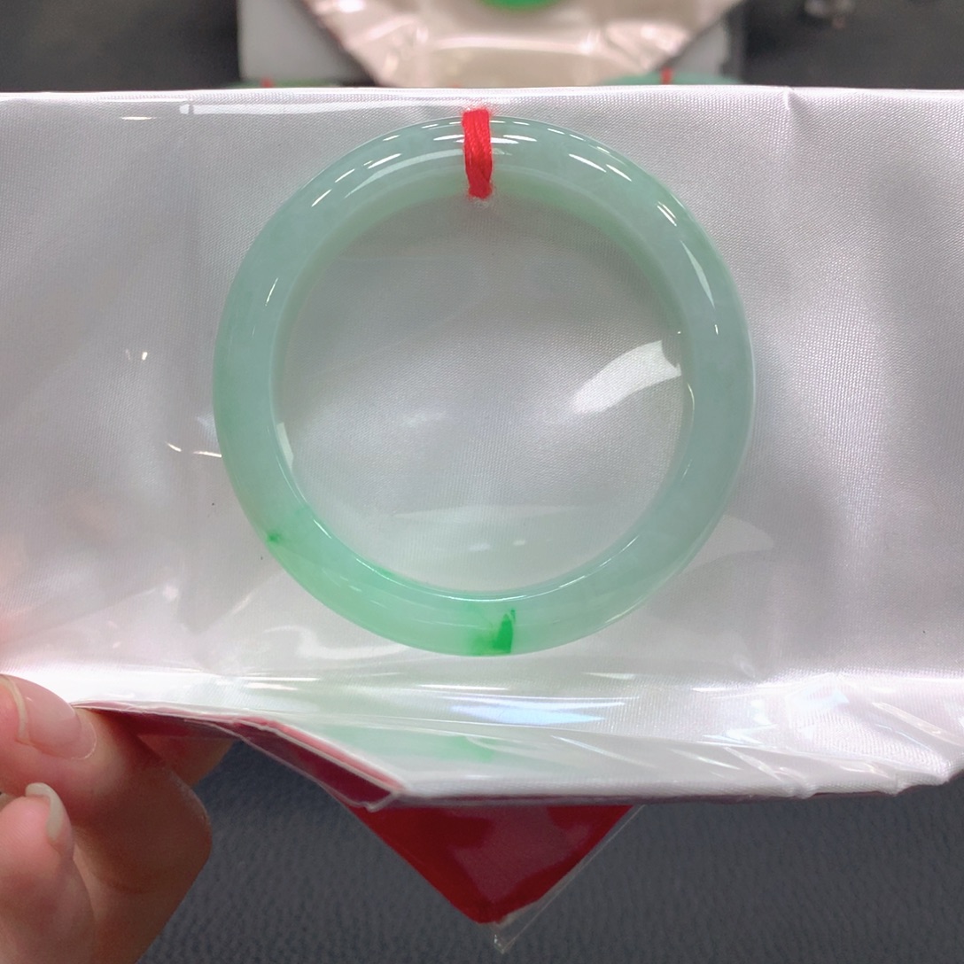 翡翠未镶嵌手镯19