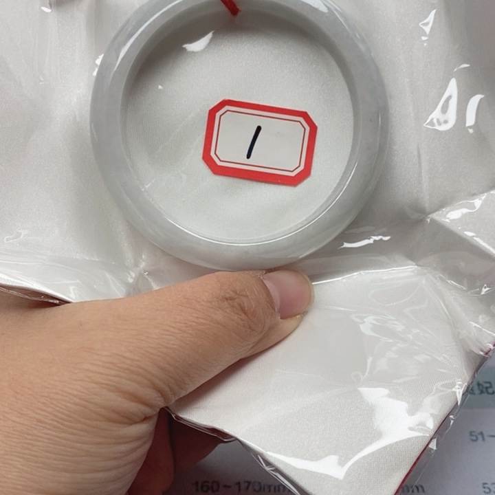 翡翠未镶嵌手镯翡翠