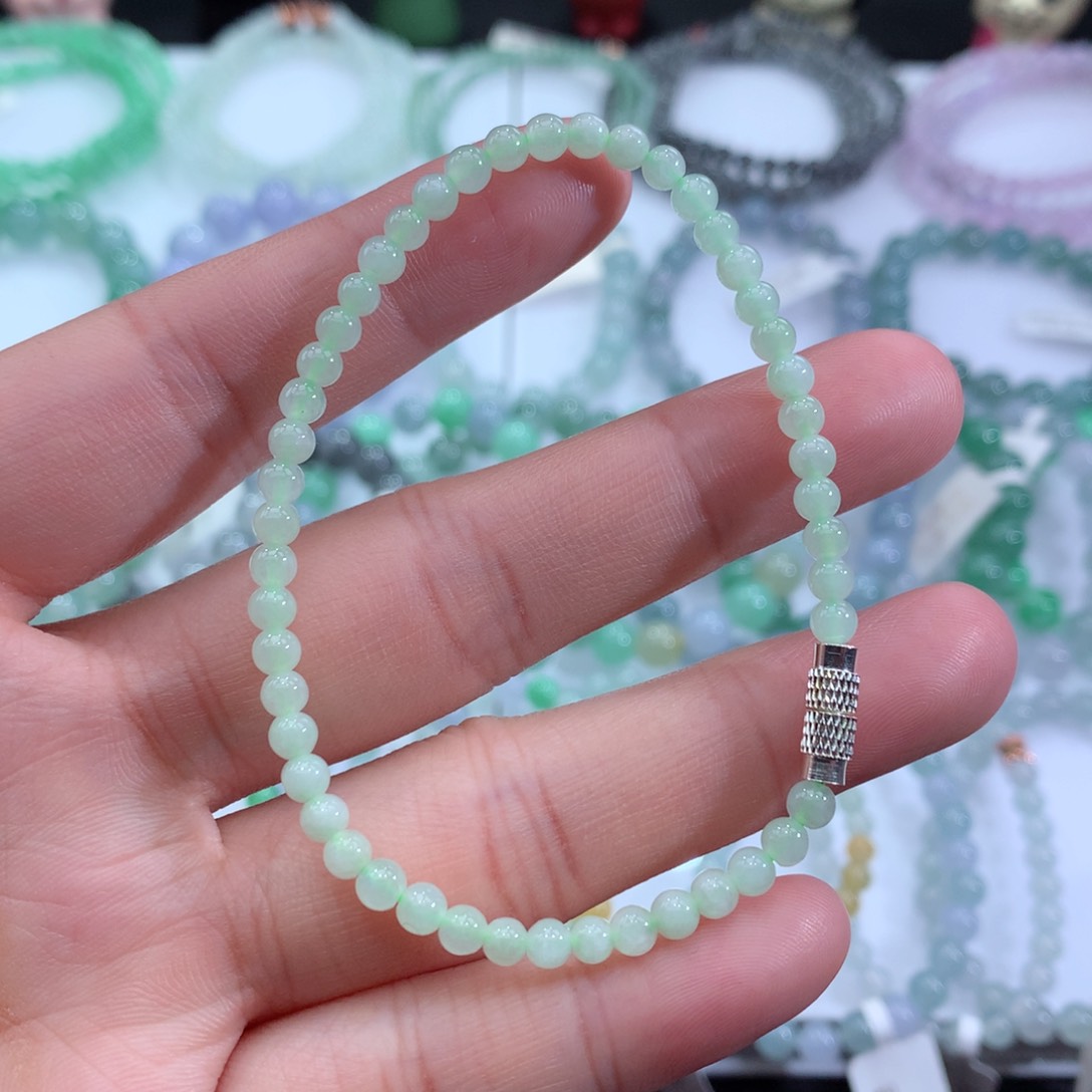 翡翠手链未镶嵌天然