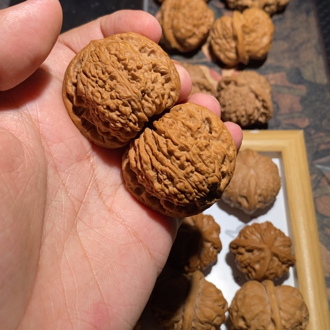 文玩核桃把件42球疆