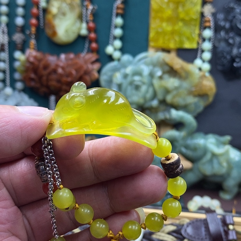 【闪购商品】未镶嵌岫玉手牌