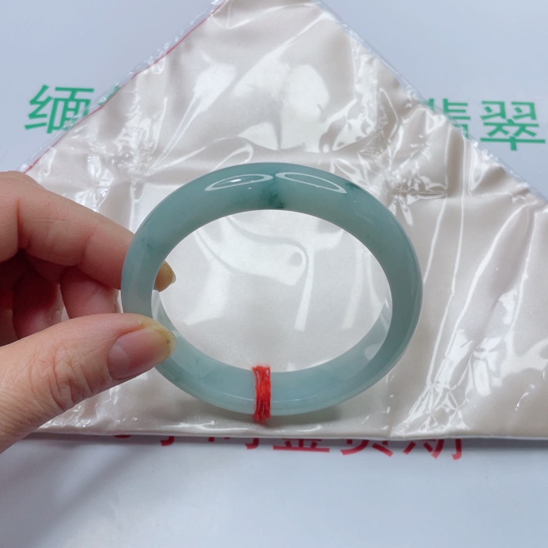 未镶嵌手镯翡翠菜*