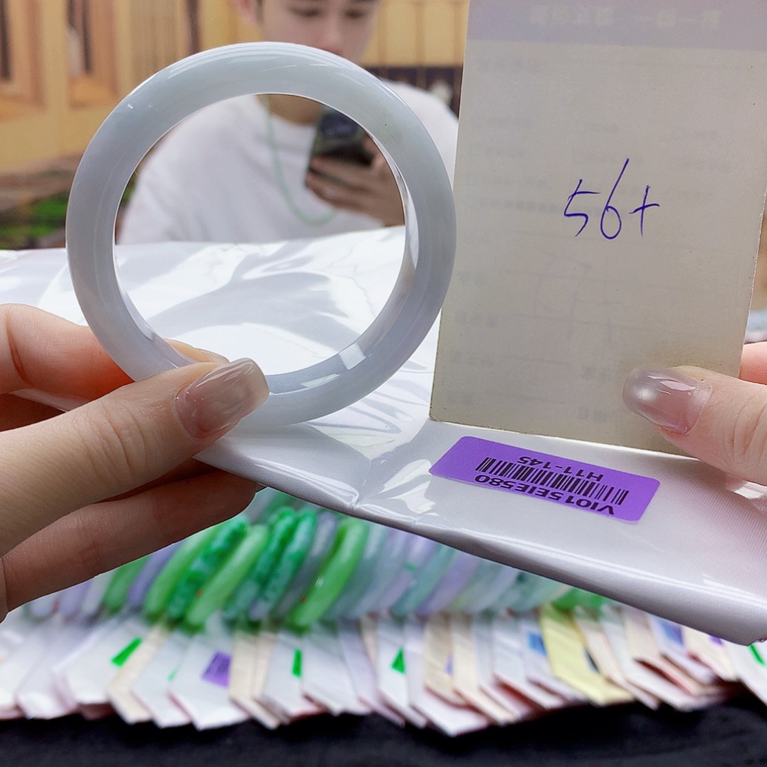 翡翠手镯未镶嵌hhh