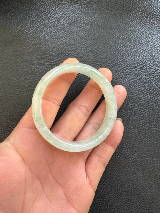 天然缅甸翡翠手镯