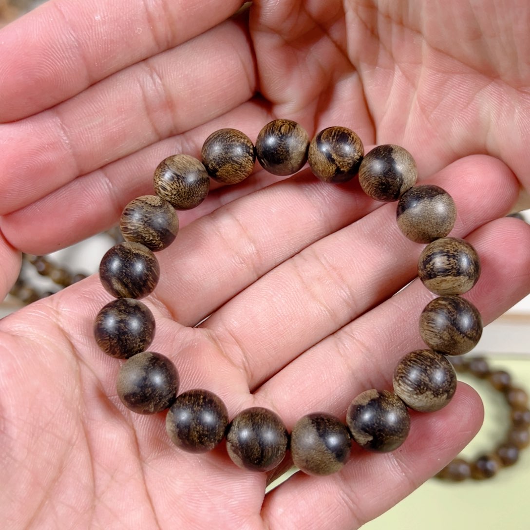 手串沉香金三角黑棋1.2单圈