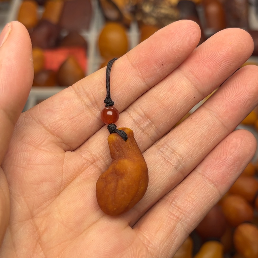 琥珀裸石未镶嵌天然蜜蜡吊坠