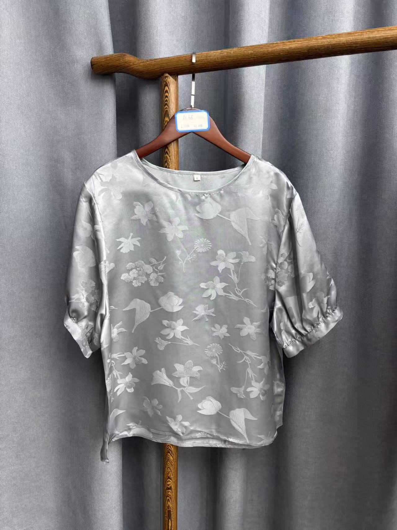 2025夏季新款休闲宽松百搭圆领桑蚕丝上衣短袖女A168