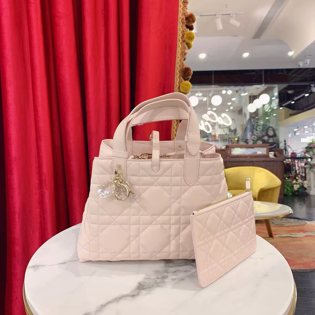 95新 DIOR/迪奥 迪奥touiours购物袋中号芯片款25年43471488