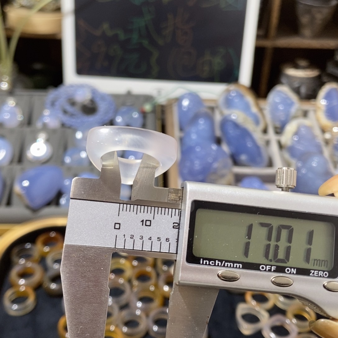 未镶嵌玛瑙/玉髓珠宝奇石